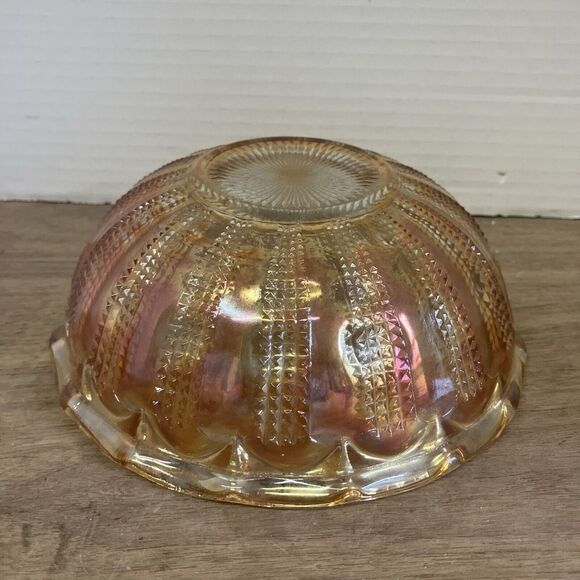 Carnival Glass Bowl Marigold 3"‎ Tall x 7" - Picture 4 of 7